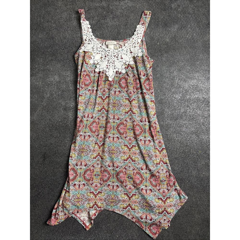 NWOT Belle Du Jour Ladies Sleeveless Paisley Dress w/Crochet Neckline Sze LARGE